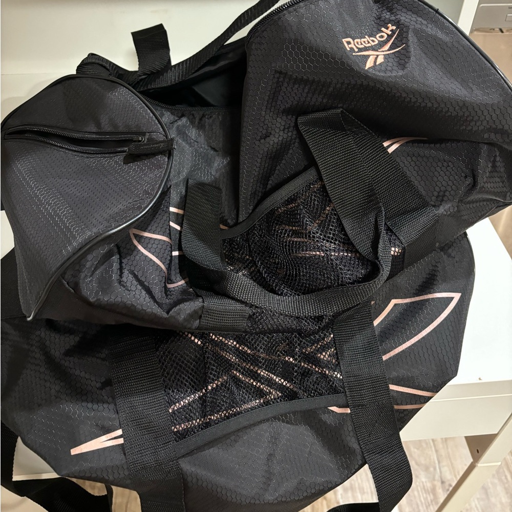 Reebok plyo duffle gym bag black